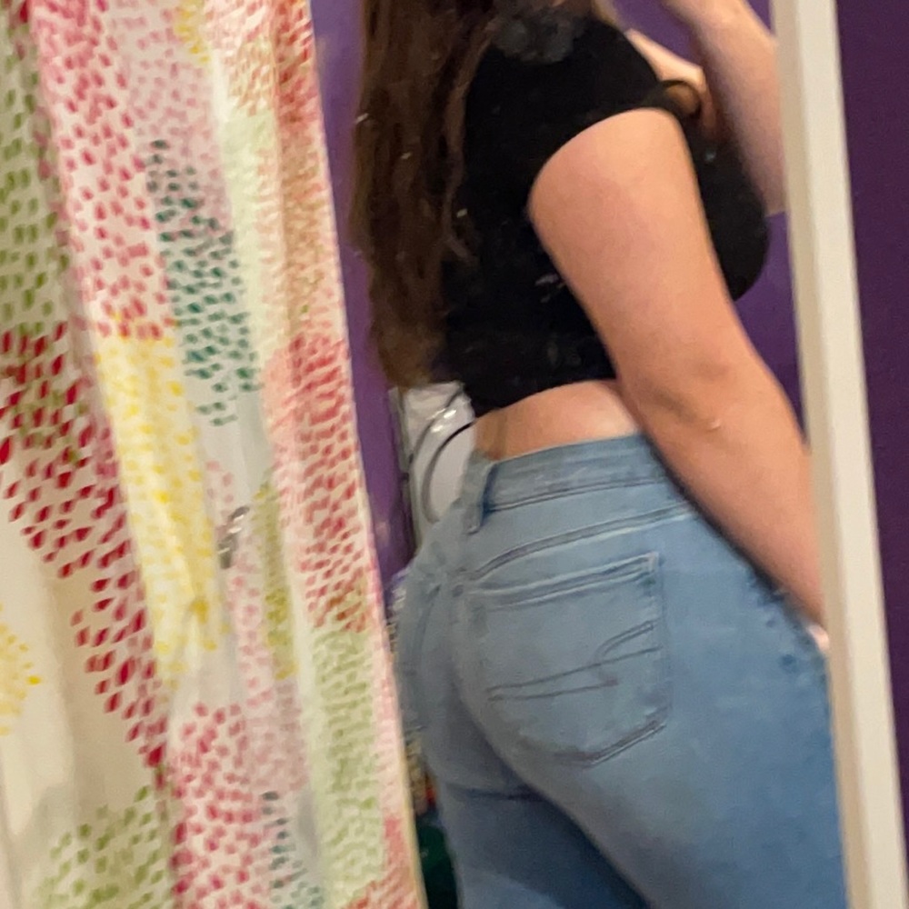 AMERICAN EAGLE favorite boyfriend skinny jeans